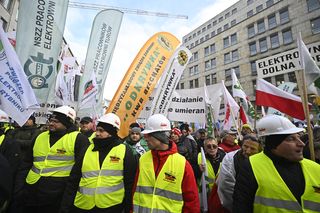 Związkowcy wściekli na rząd Tuska! „Wszystko wiedzą, wszystko rozumieją, ale nic nie robią!”