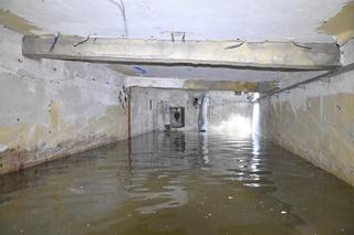 Tajne tunele zalane wodą. Przełomowe odkrycie w centrum Warszawy. Zdjęcia ujawniają prawdę