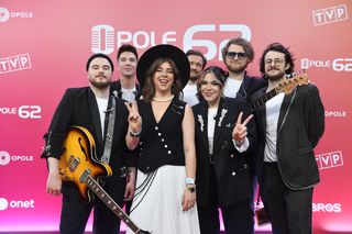 Doda, Piasek i Stankiewicz na czerwonym dywanie w Opolu. Tak wygląda koncert Premier i SuperJedynek 