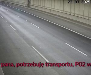 Zadzwonił na numer alarmowy i poprosił o podwózkę. Z tunelu na S2 wywiozła go policja
