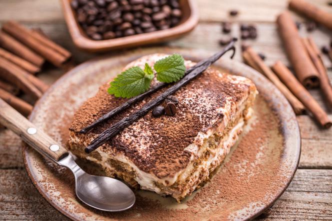 Tiramisu: prosty przepis na włoski deser tiramisu