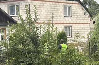 Dom we wsi Wyryki zniszczony przez burzę, a nie drona? Bzdura!