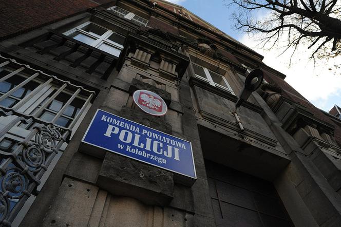 Policjanci dręczyli 18-latka paralizatorem