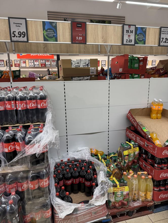 W Polsce za tę samą Coca Colę trzeba zapłacić dwa razy więcej - aż 10,49 zł 