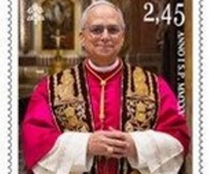 Znaczki z Papieżem.