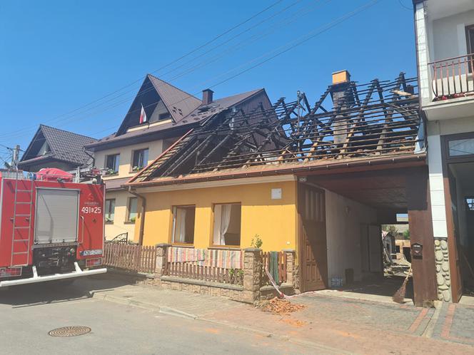 Nowa Biała po długiej walce z ogniem. Ogrom zniszczeń mrozi krew w żyłach. Co było przyczyną pożaru? 