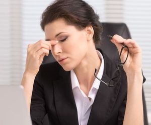 Sposoby na nadmierną senność. Jak się pobudzić?