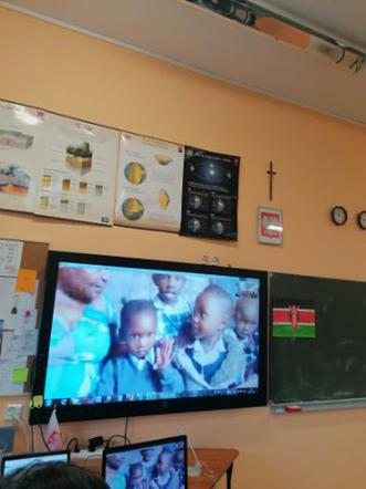 Szkoła z Choroszczy współpracuje ze szkołą z Afryki. Uczniowie zdecydowali się na piękny gest!