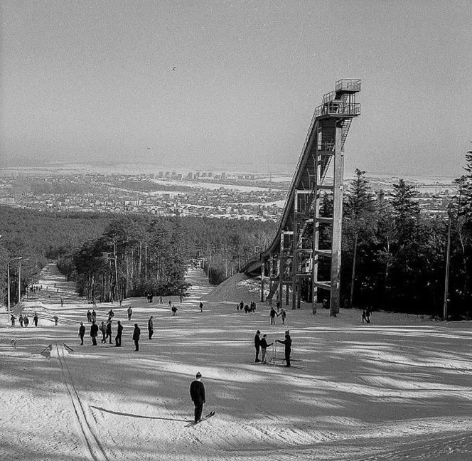 Skocznia narciarska w Kielcach na starych fotografiach