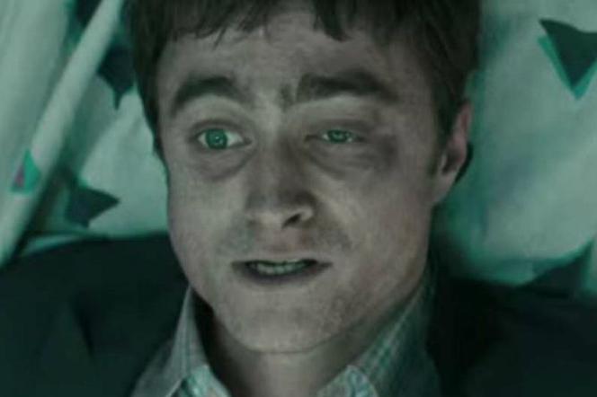 Harry Potter nie żyje?! Zwiastun zwariowanego Swiss Army Man z Danielem Radcliffe'em