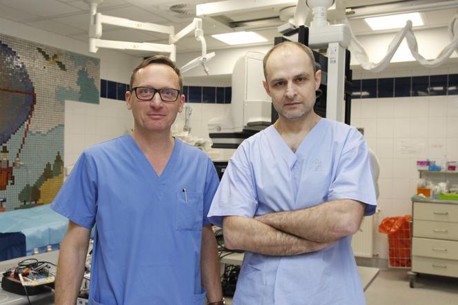 Dr Maciej Pitak, kardiolog z USDK i prof. Marek Jastrzębski ze Szpitala Uniwersyteckiego. Fot. materiały prasowe.