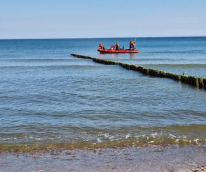 Akcja poszukiwawcza na plaży w Kołobrzegu