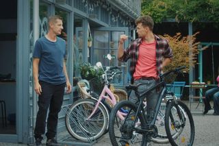 	M jak miłość odc. 1834. Paweł (Rafał Mroczek), klient