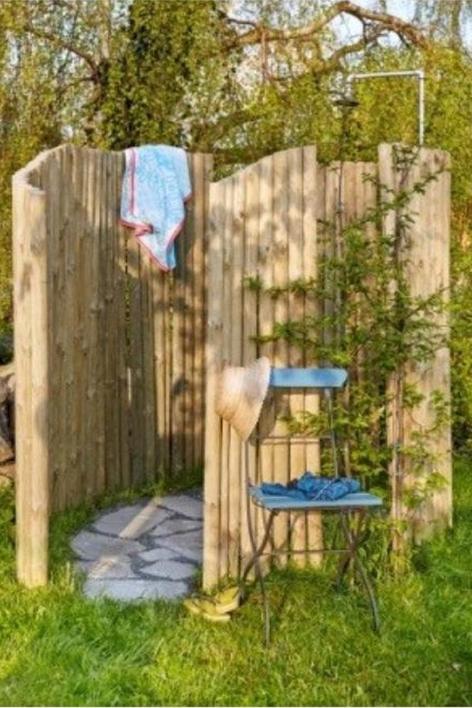 Prysznic w ogrodzie – projekt DIY łatwy do wykonania