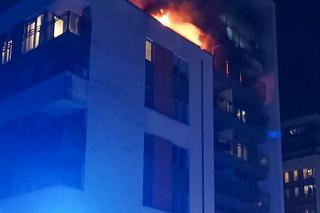 Pożar w jednym z krakowskich budynków. Strażacy interweniowali na szóstym piętrze