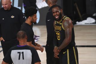 Za taką cenę można byłoby kupić sto tysięcy mieszkań w Polsce. W USA to rekordowa transakcja