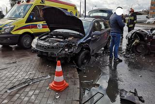 Zderzenie dwóch samochodów na skrzyżowaniu Brzozowej z Bielicką! [ZDJĘCIA]