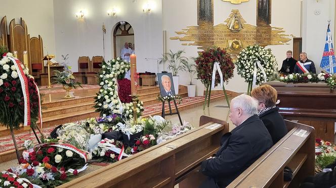 ZOBACZ ZDJĘCIA: pogrzeb ś.p. Zbigniewa Sobolewskiego w Siedlcach z udziałem Jarosława Kaczyńskiego