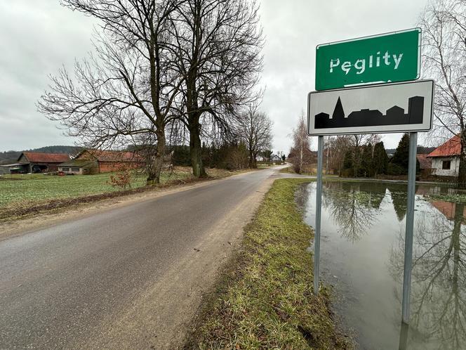 Mroczne dzieje domu pod Olsztynem z filmu „Cicha noc”. Doszło tam do morderstwa [ZDJĘCIA]
