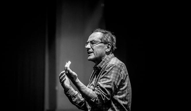 Nie żyje Tadeusz Bradecki. Polacy pokochali go za Czas honoru, Karol - człowiek, który został papieżem i wiele innych