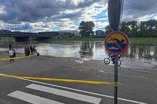 Fala kulminacyjna na Wiśle w Krakowie