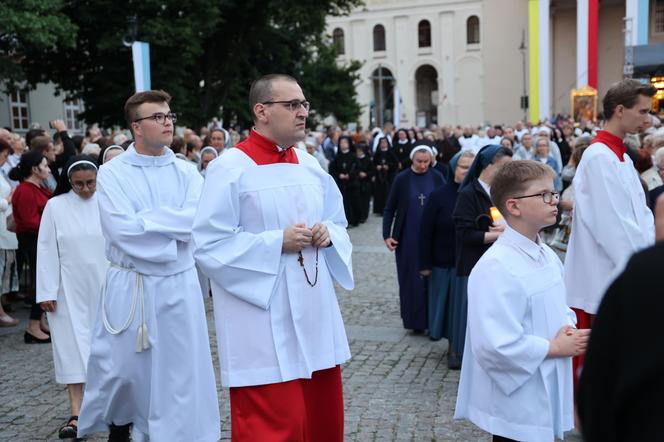 75 lat temu obraz Matki Boskiej w Lublinie zapłakał. Wierni uczcili rocznicę „Cudu lubelskiego” procesją różańcową