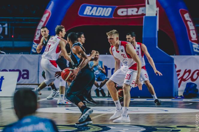 Polski Cukier Toruń - Estudiantes Madryt 60:68