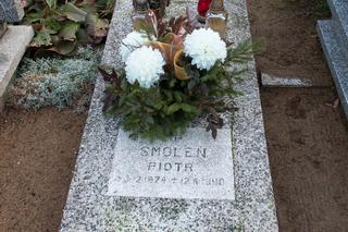 GRÓB PIOTRA SMOLEŃ