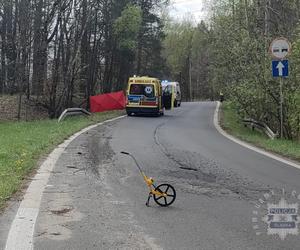 Tragedia na drodze w Tychach. Zginął 43-letni motocyklista. Jechał za szybko