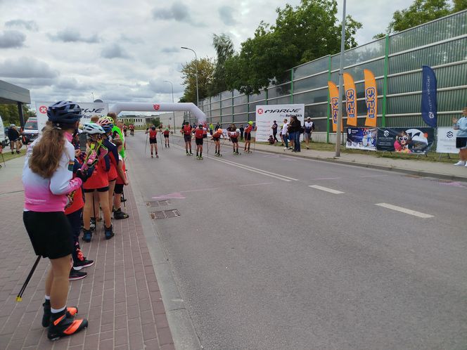 Zawody o Puchar Polski na nartorolkach Marwe Cup 2025 zostały zainaugurowane w Siedlcach