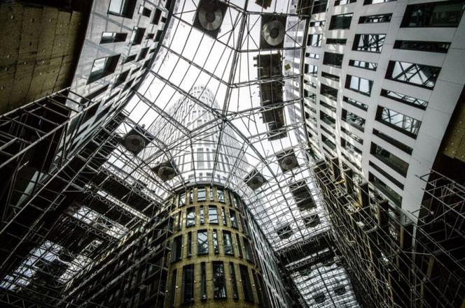 Plac Unii. Biura i galeria handlowa w Warszawie