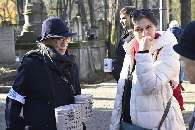 Gwiazdy kwestują na Powązkach