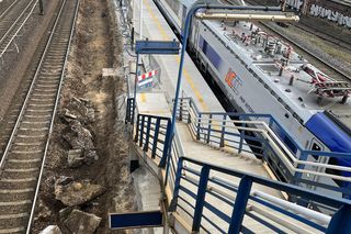 Dworzec PKP w Dąbiu