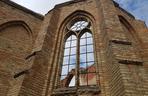 Zwiedziliśmy zabytkowe ruiny kościoła w Jałówce. Poznaj historię wyjątkowego miejsca [ZDJĘCIA]
