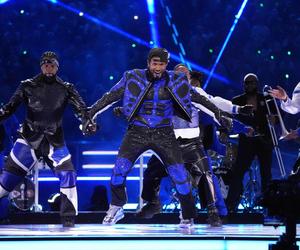 Usher na Super Bowl 2024