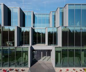 Biurowiec w Nysie 13