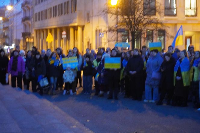 Manifestacja w trzecią rocznicę wybuchu wojny w Ukrainie