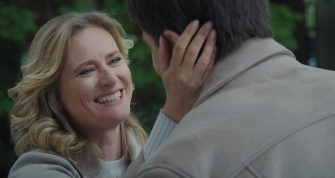 M jak miłość odc. 1877. Julia (Marta Chodorowska), Dima (Michaił Pszeniczny)