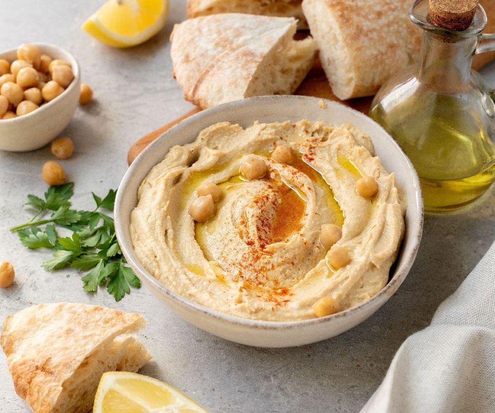 pasta kanapkowa z dorsza i ciecierzycy