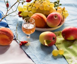 Brzoskwiniówka - przepis na aromatyczną nalewkę