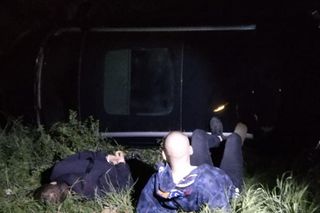 Nocny pościg za piratem drogowym zakończył się w rowie. Kolejny, którego sądowy zakaz nie powstrzymał przed kierowaniem