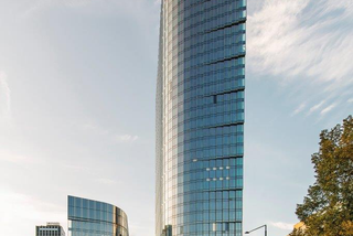 Mennica Legacy Tower - specjalne systemy szklanej fasady