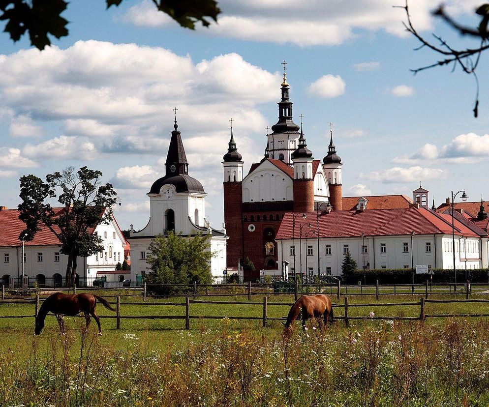 Te architektoniczne perełki z Podlasia są najlepsze w Polsce. Tak docenili je turyści!