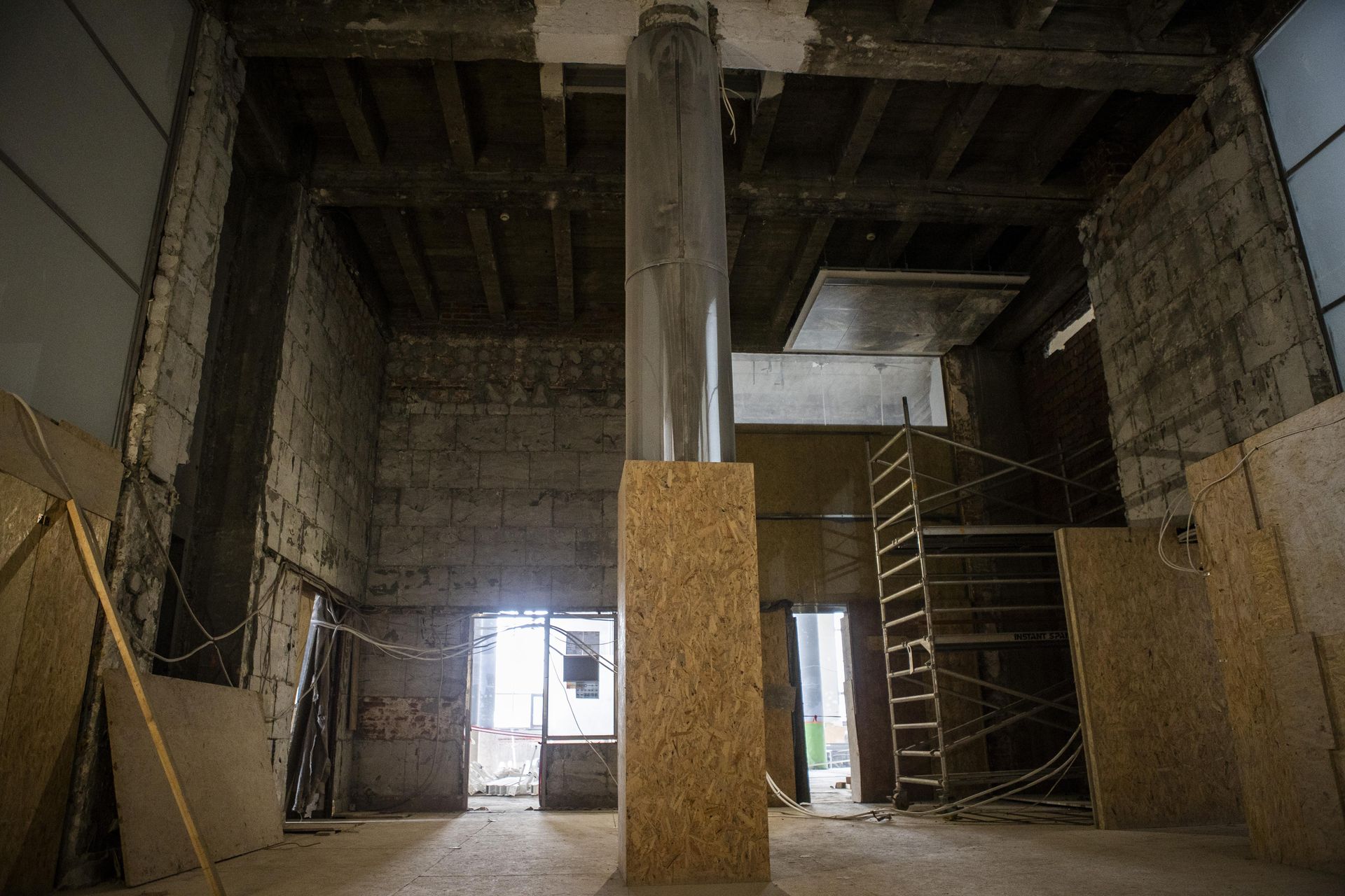 Remont wnętrz gmachu BGK w Warszawie