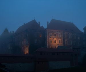 Polskie zamki i ich mroczne sekrety. Co naprawdę kryje się w legendach?