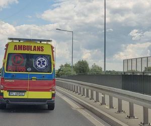 Strażnicy miejscy uratowali mężczyznę. Chciał skoczyć z wiaduktu 