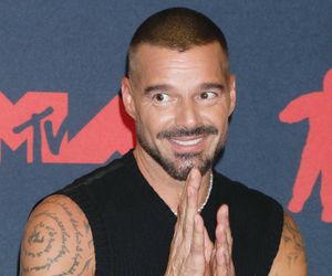 Ricky Martin jak wino. 53-letni piosenkarz zamieścił półnagie zdjęcie! Tak dziś wygląda ikona lat 90.