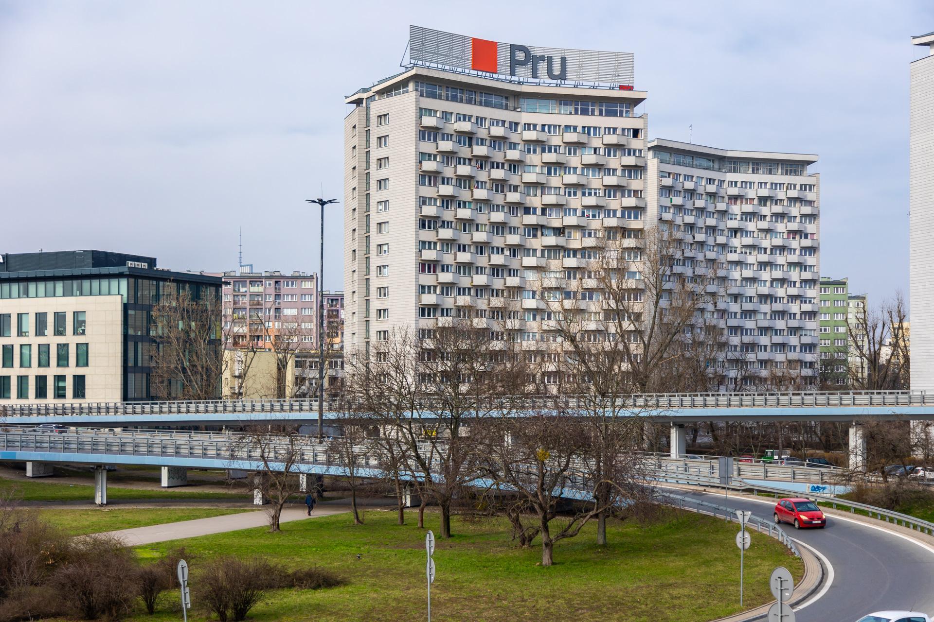 Iksy z Osiedla Torwar - zdjęcia. Jedne z najpiękniejszych bloków PRL w Warszawie