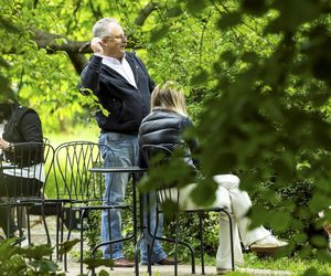 Marek Jakubiak. Pies pomaga mu w kampanii