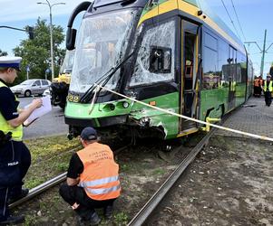 Dwa tramwaje zderzyły się 8 bm. na ul. Hetmańskiej w Poznaniu. Poszkodowanych zostało 15 osób. Jedna jest w stanie ciężkim